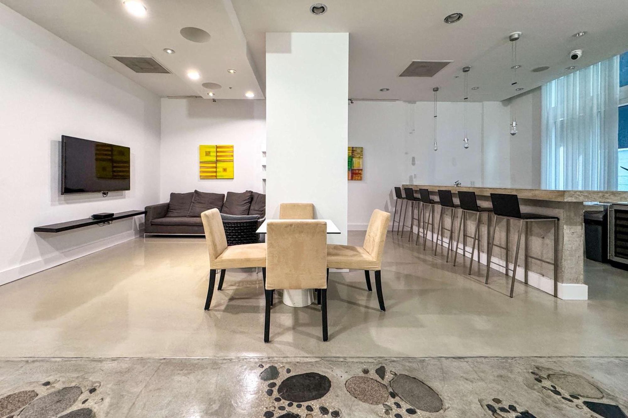 Holiday home Loft - Downtown Bayfront Pool Gym & Parking