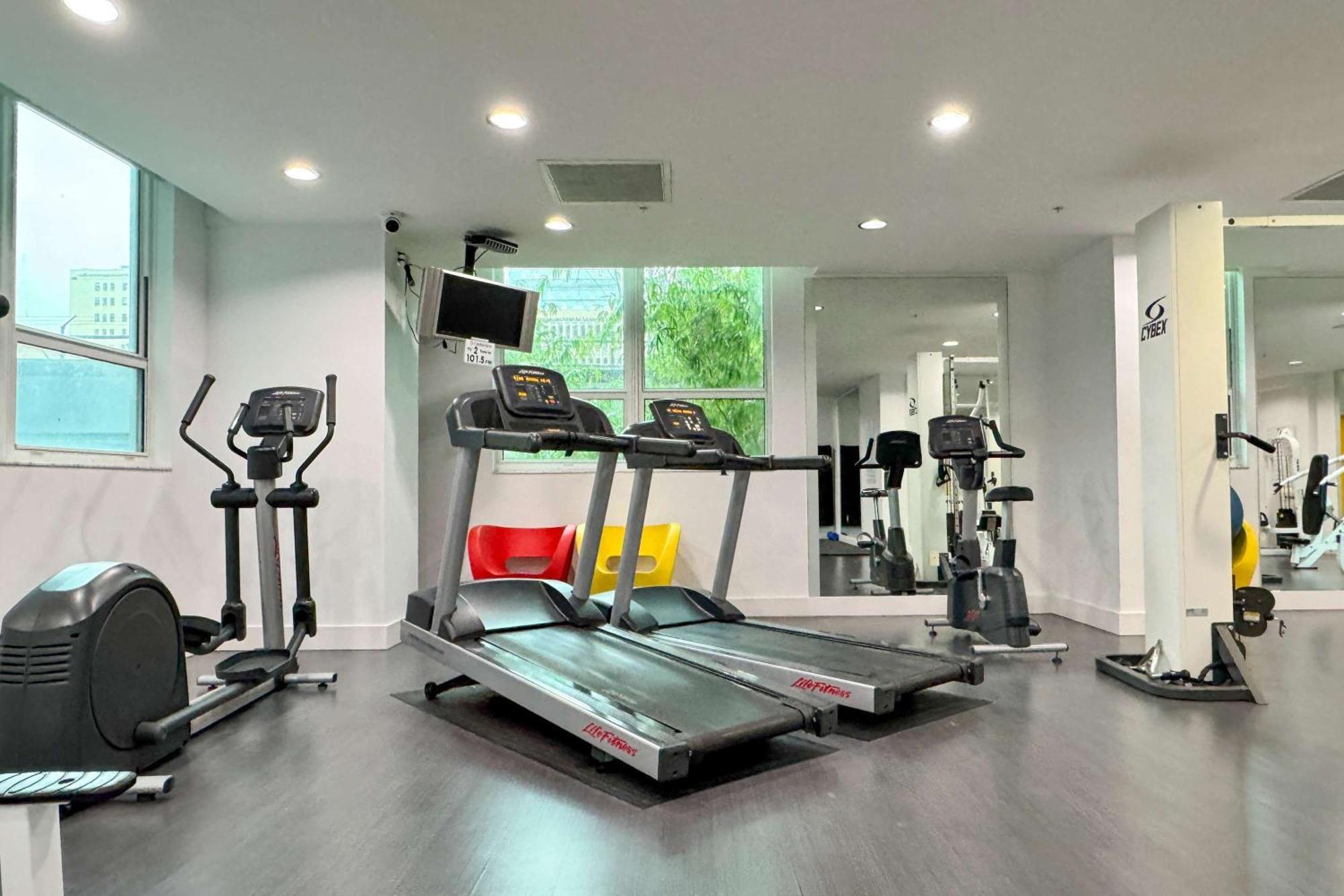 Loft - Downtown Bayfront Pool Gym & Parking * Miami